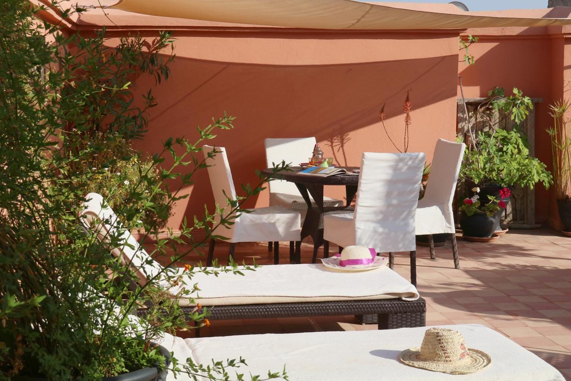 El Borj Bed and breakfast